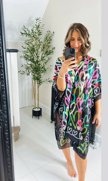 Graffiti heart beach kaftan