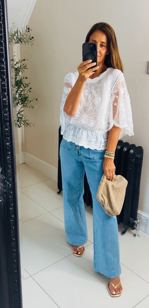 New butterfly embroidery & lace top