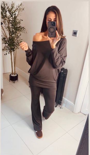 New Esme 2 piece lounge set